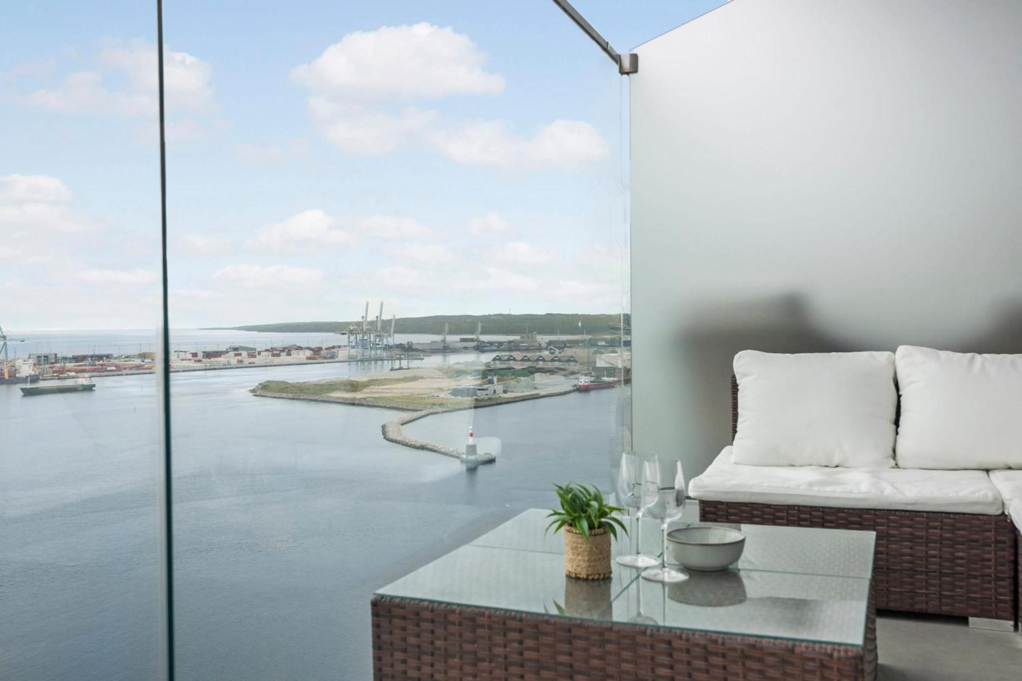 Apartament Endless Ocean Views With Private Balcony Århus Zewnętrze zdjęcie