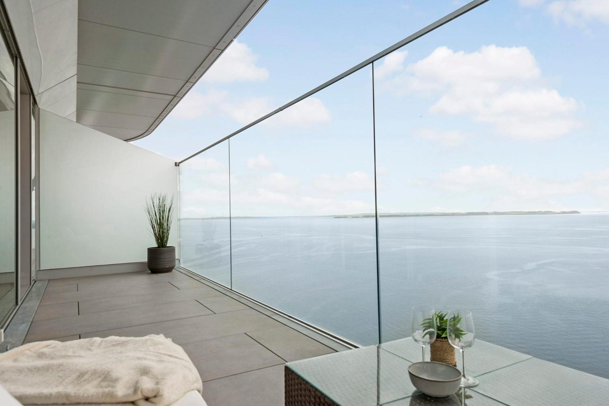 Apartament Endless Ocean Views With Private Balcony Århus Zewnętrze zdjęcie